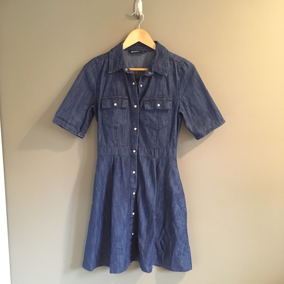 Zara Dresses & Skirts - SALE ⬇️Zara Denim Cotton Button Down Dress Size XS